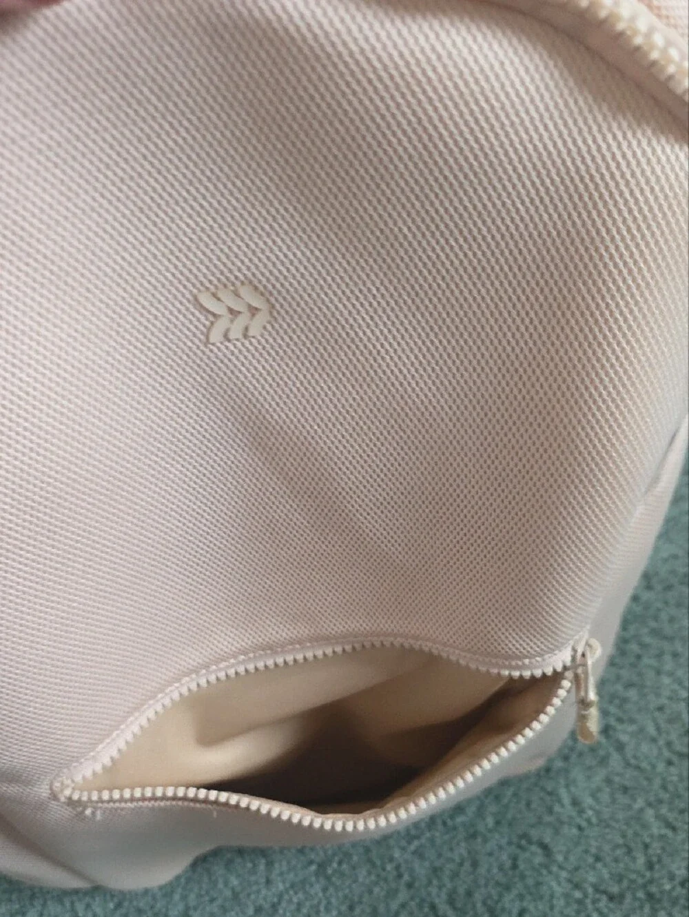 All In Motion Air Mesh Backpack, NWT, Cream.
